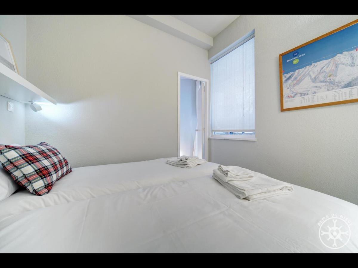 Conilh De Alma De Nieve Apartment Naut Aran Exterior photo